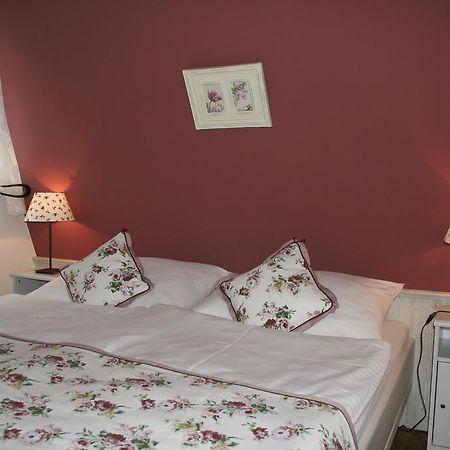 Landgasthof Friedl Hotel Sankt Lorenzen bei Knittelfeld Kamer foto
