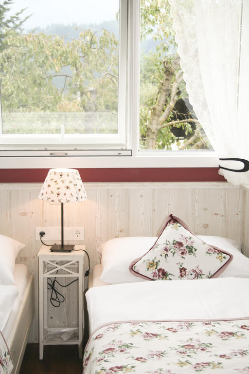 Landgasthof Friedl Hotel Sankt Lorenzen bei Knittelfeld Kamer foto